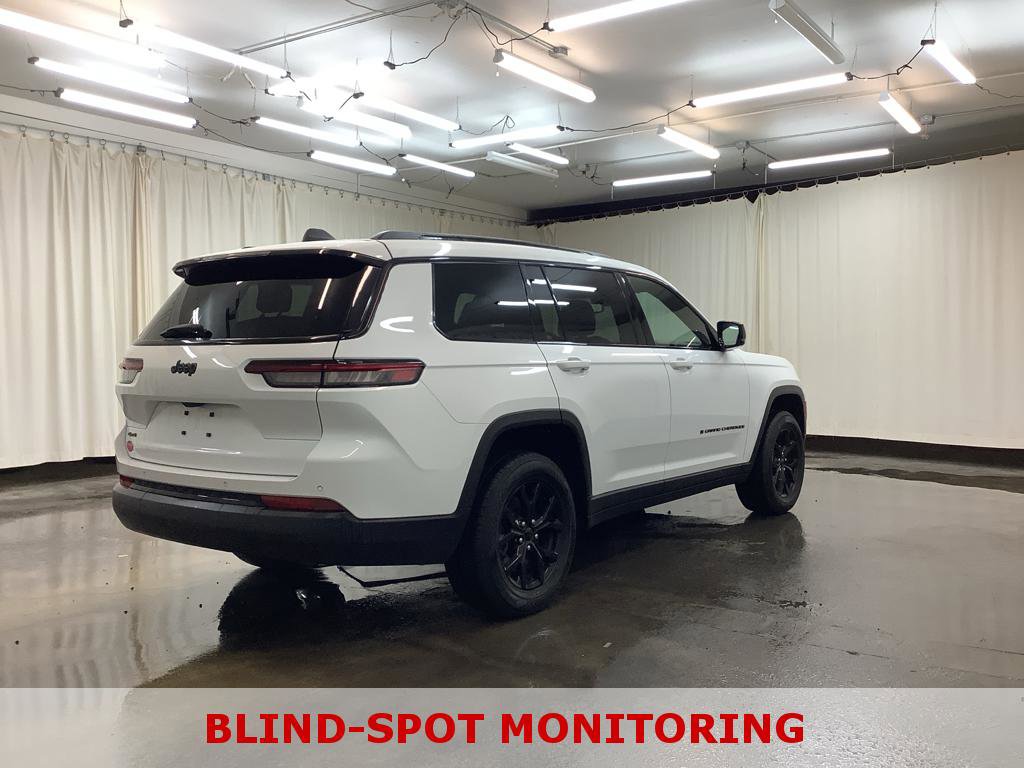 Used 2024 Jeep Grand Cherokee L Laredo image 6