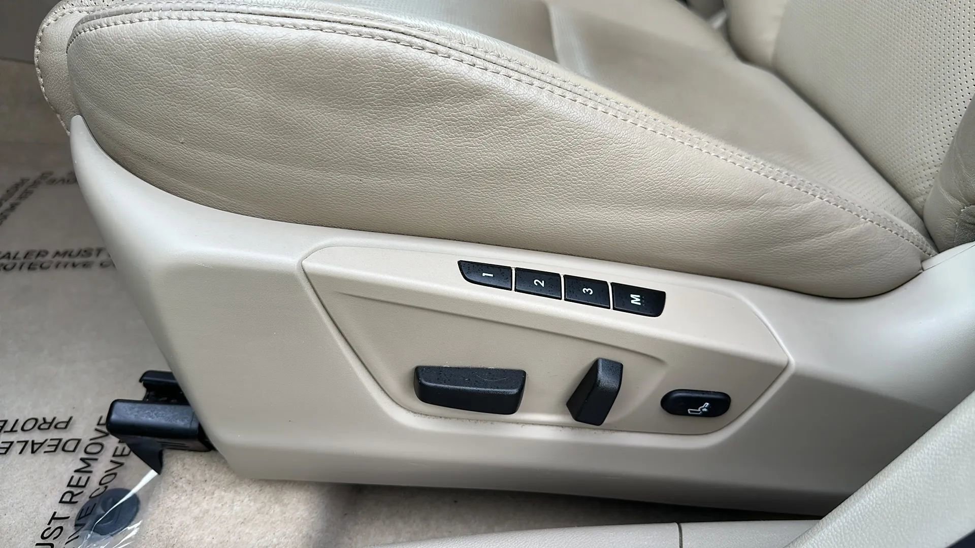 Used 2012 Suzuki Kizashi SE image 41