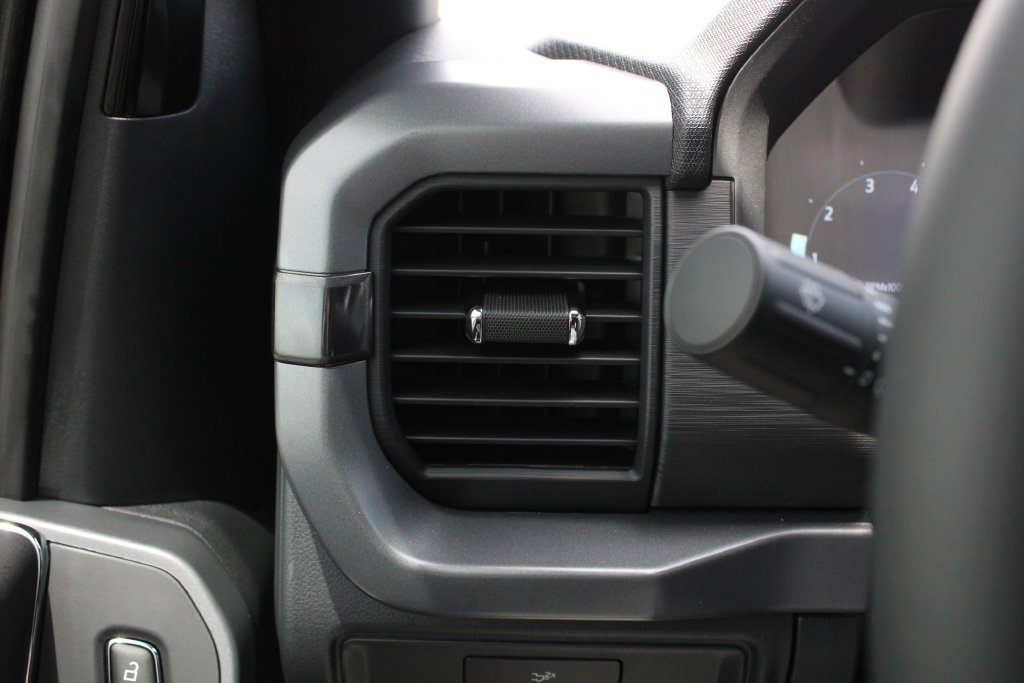 New 2026 Ford F150 XLT w/ Equipment Group 302A MID AWD/4WD image 8
