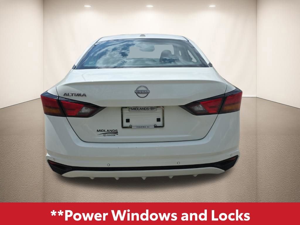 Used 2025 Nissan Altima 2.5 SV image 5