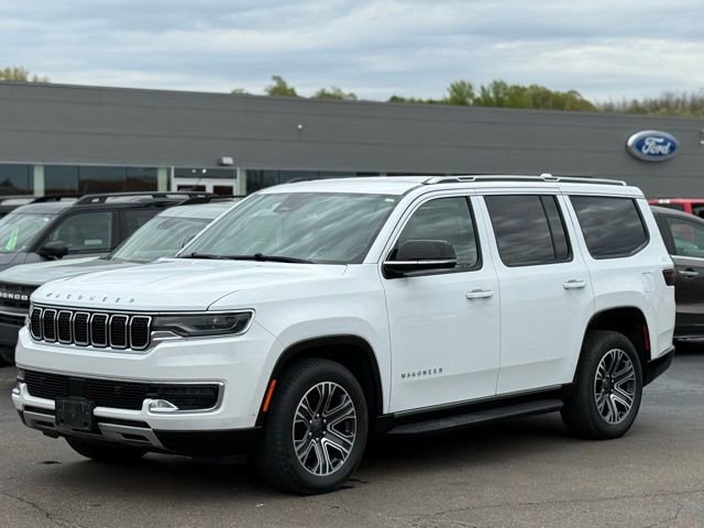 Used 2023 Jeep Wagoneer Series II AWD/4WD image 36