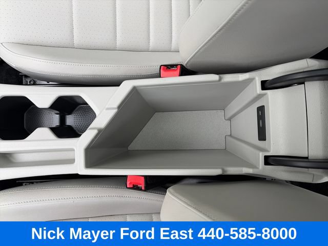 Used 2023 Volkswagen Jetta SE w/ Panoramic Sunroof Package FWD image 34
