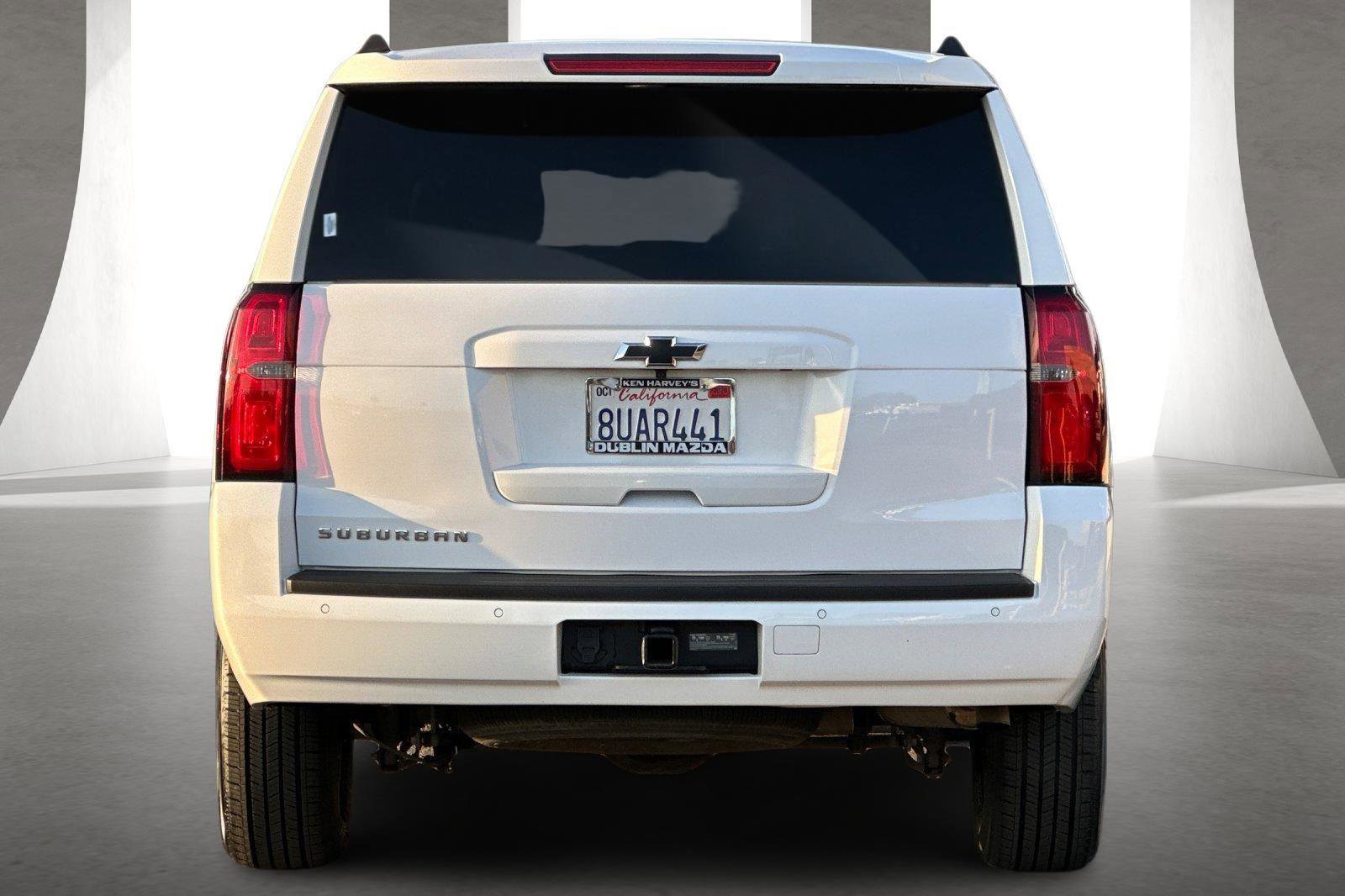 Used 2019 Chevrolet Suburban LT image 5