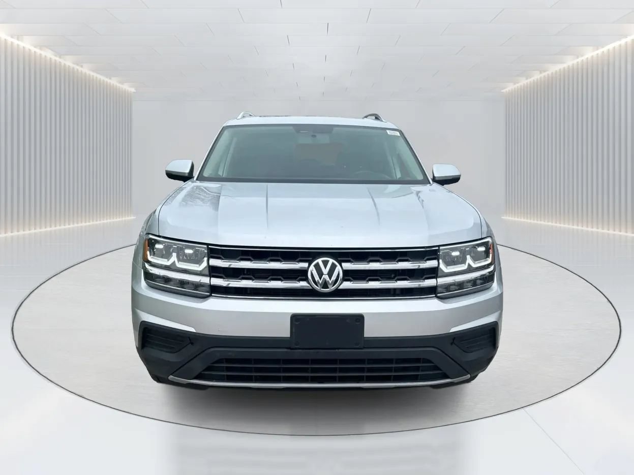 Used 2018 Volkswagen Atlas Launch Edition AWD/4WD image 2