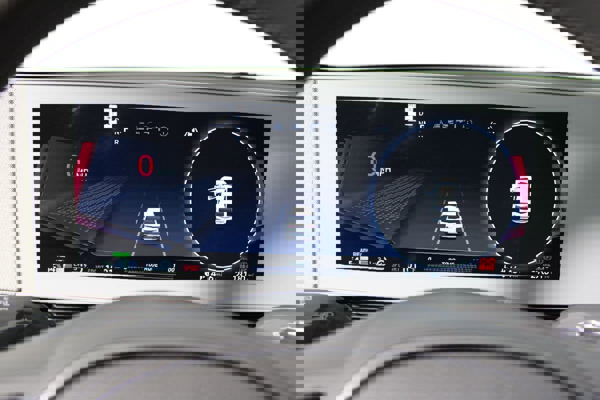 Used 2024 Hyundai Ioniq 5 SE image 22