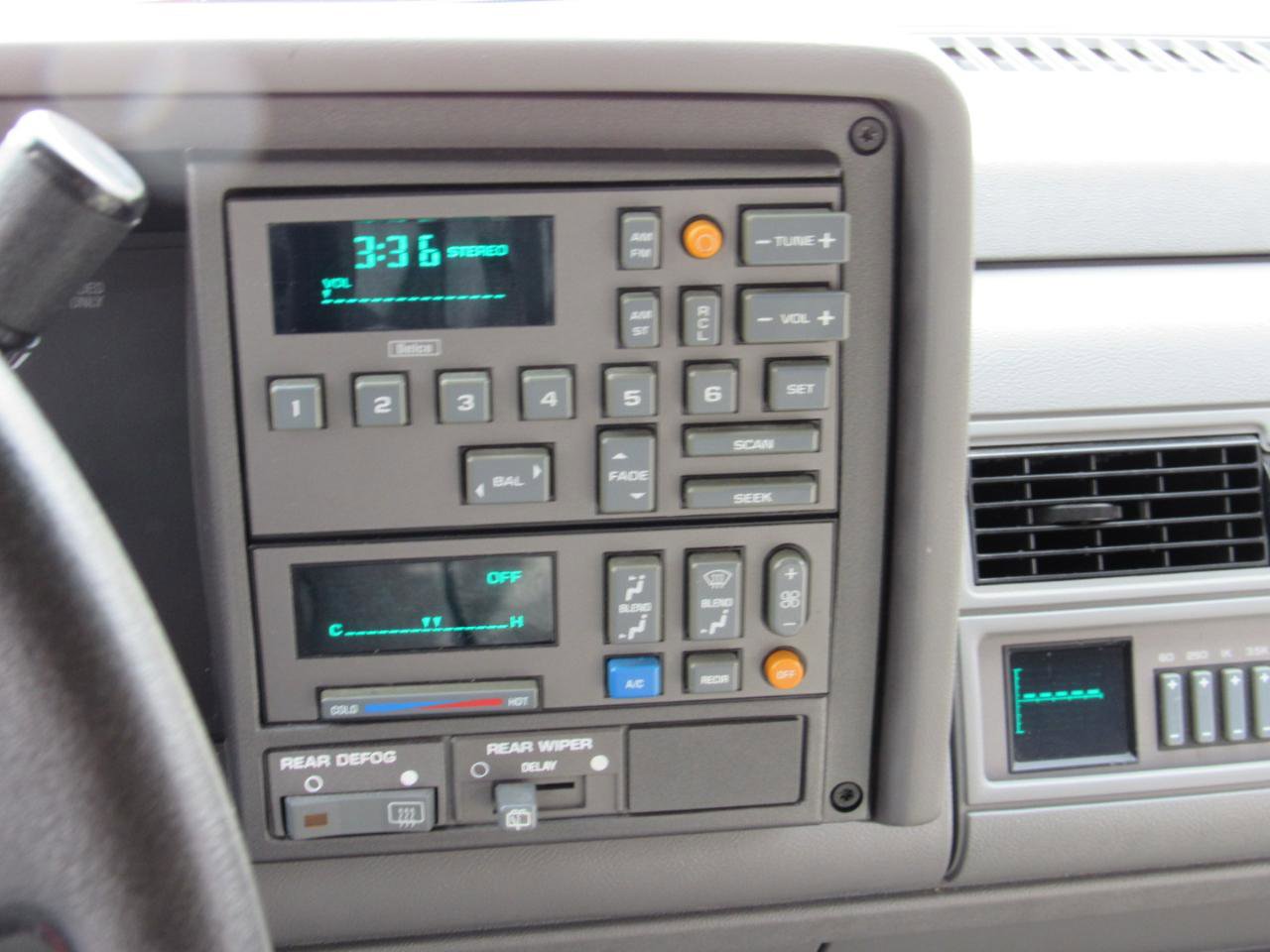 Used 1992 Chevrolet Blazer 4WD image 26