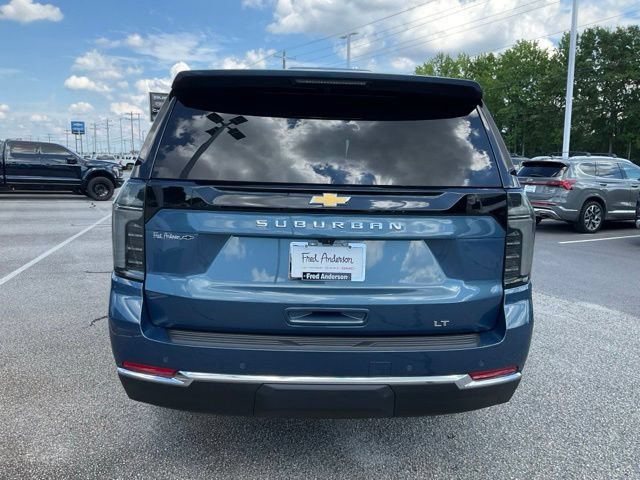 Certified 2025 Chevrolet Suburban LT w/ Comfort Package AWD/4WD image 26