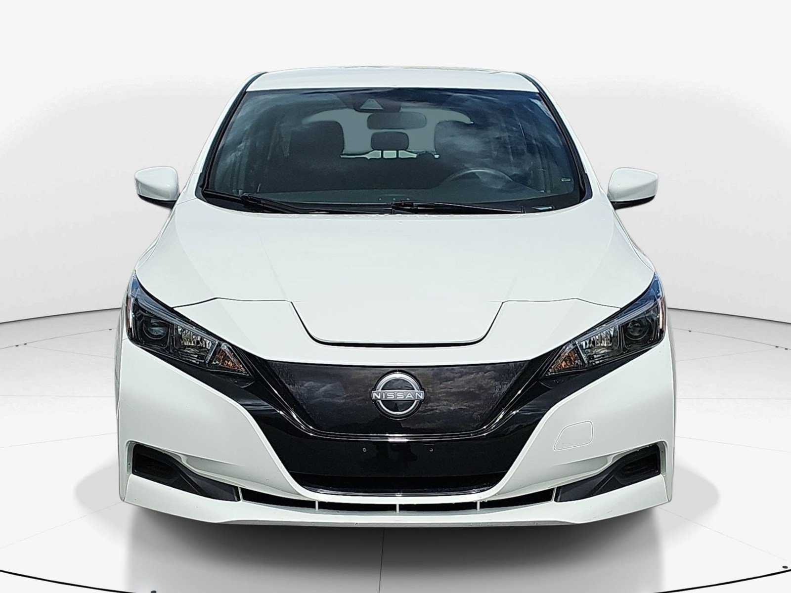 Used 2024 Nissan Leaf S FWD image 9