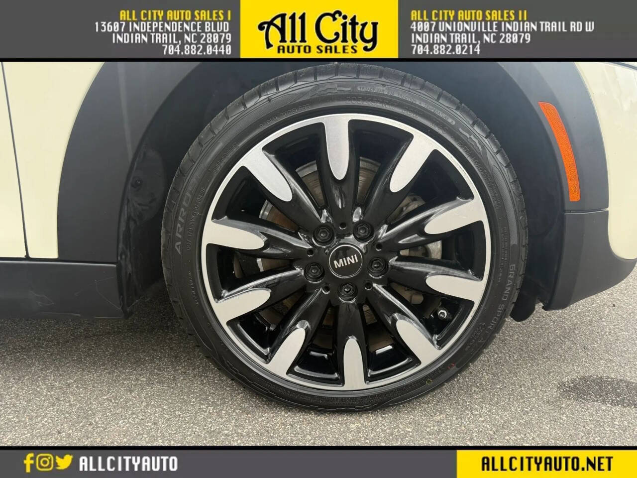 Used 2019 MINI Cooper S FWD image 13