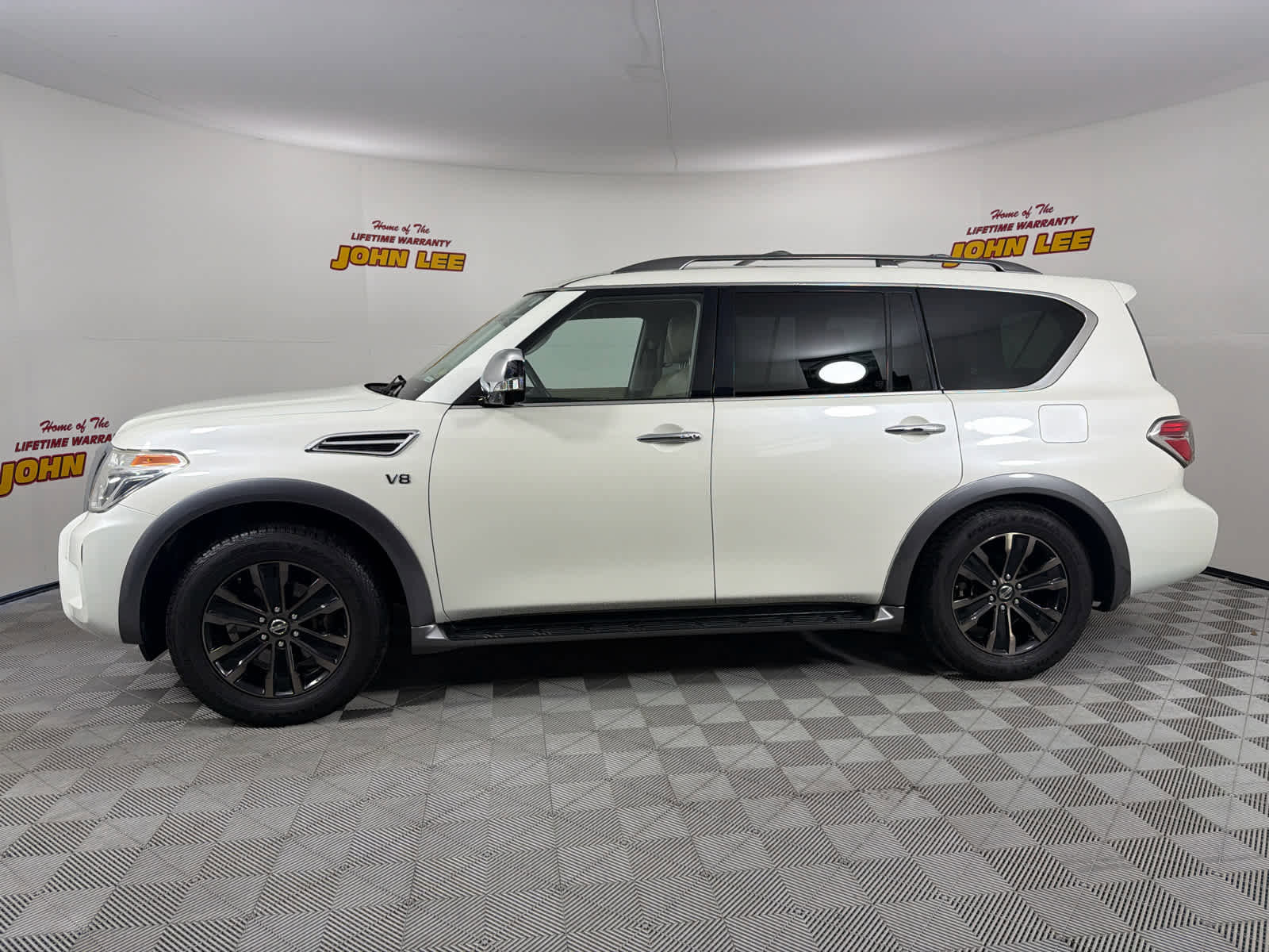 Used 2018 Nissan Armada Platinum w/ Captain Seat Package image 2
