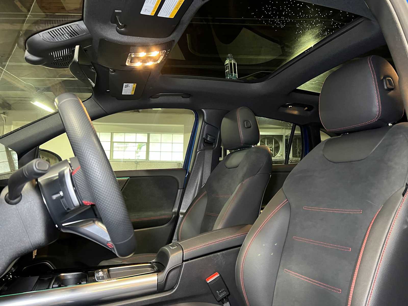 Used 2025 Mercedes-Benz GLA 250 4MATIC image 26