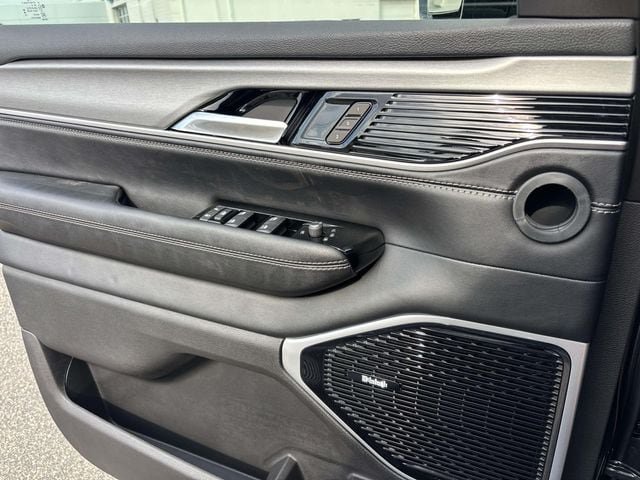 New 2026 Jeep Grand Wagoneer Limited AWD/4WD image 13