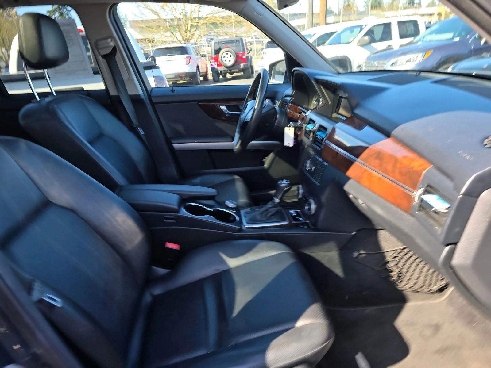 Used 2011 Mercedes-Benz GLK 350 4MATIC image 11