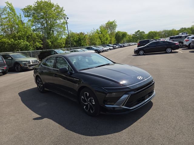 Certified 2025 Hyundai Sonata SEL AWD/4WD image 4