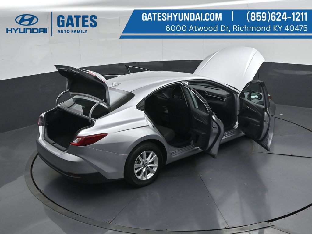 Used 2025 Toyota Camry LE FWD image 52