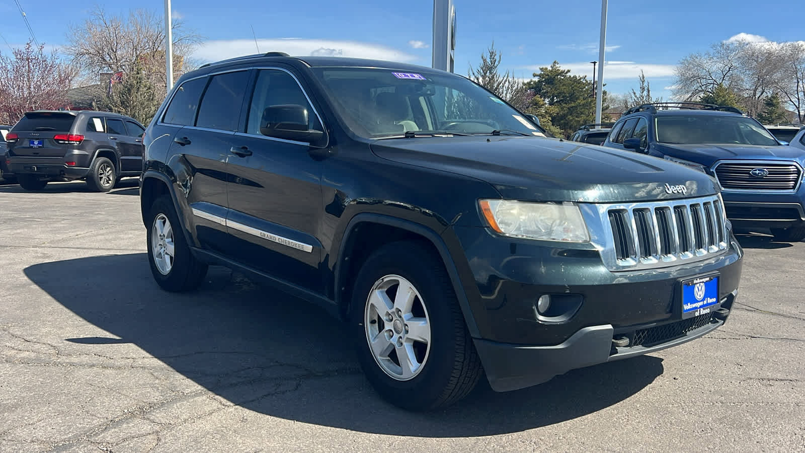 Used 2012 Jeep Grand Cherokee Laredo w/ Laredo E Group image 3