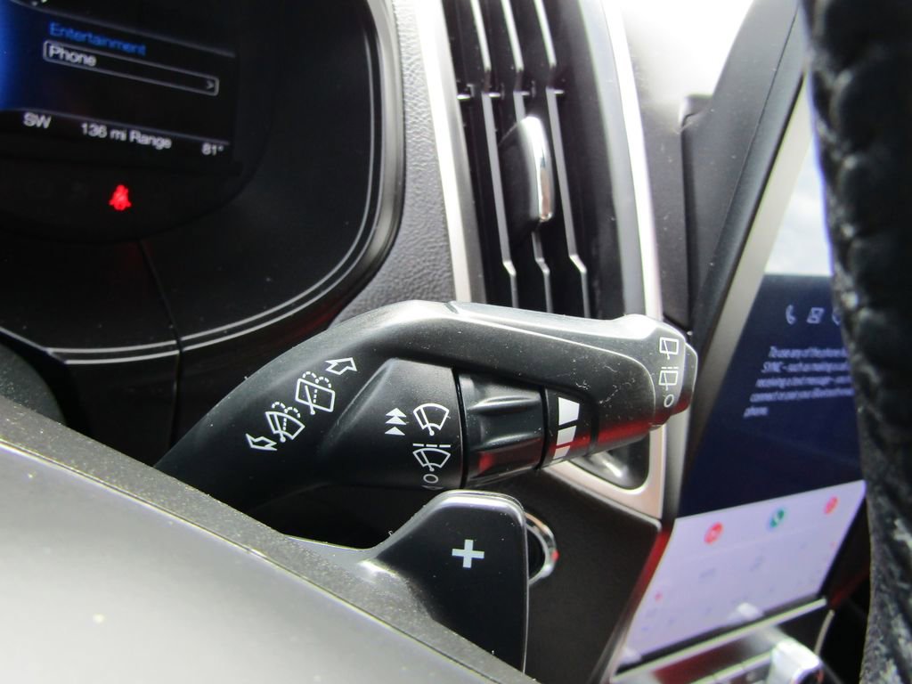Used 2024 Ford Edge SEL w/ Convenience Package image 31