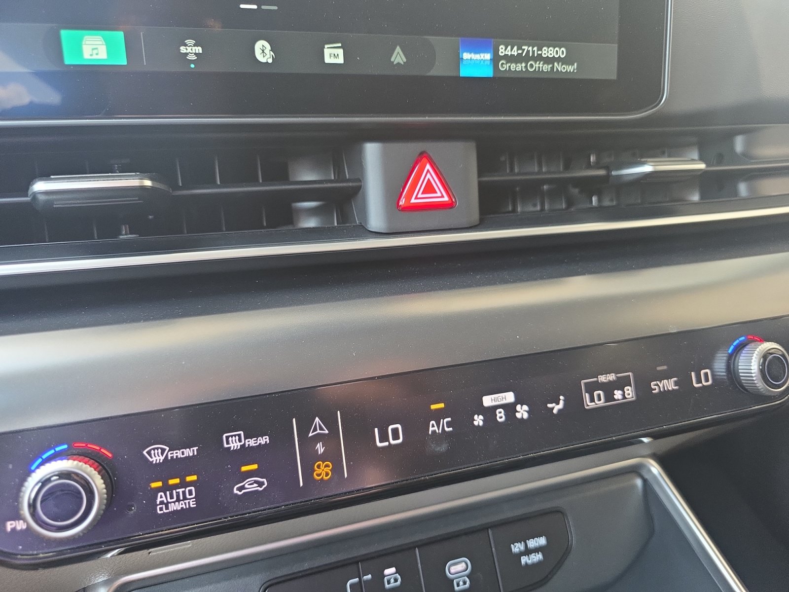 Certified 2026 Kia Carnival LX FWD image 16