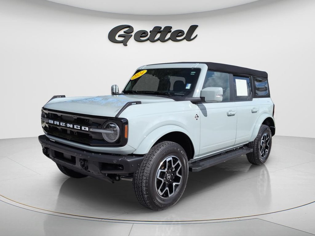 Used 2024 Ford Bronco Outer Banks AWD/4WD image 1