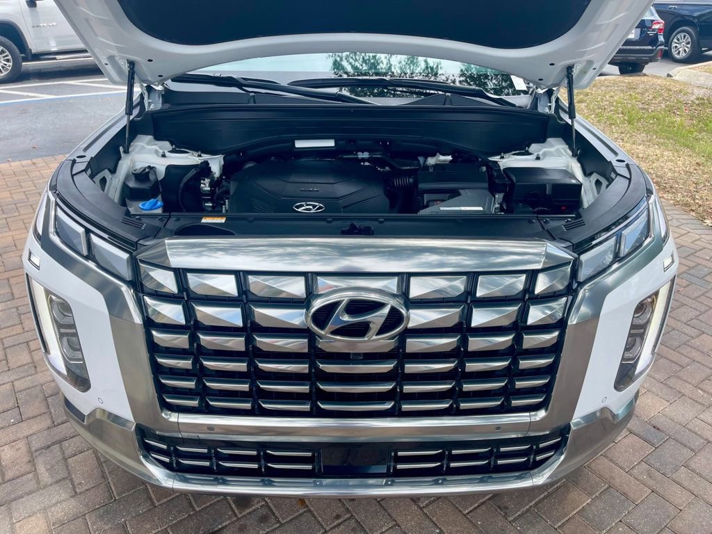 Used 2025 Hyundai Palisade Calligraphy FWD image 19