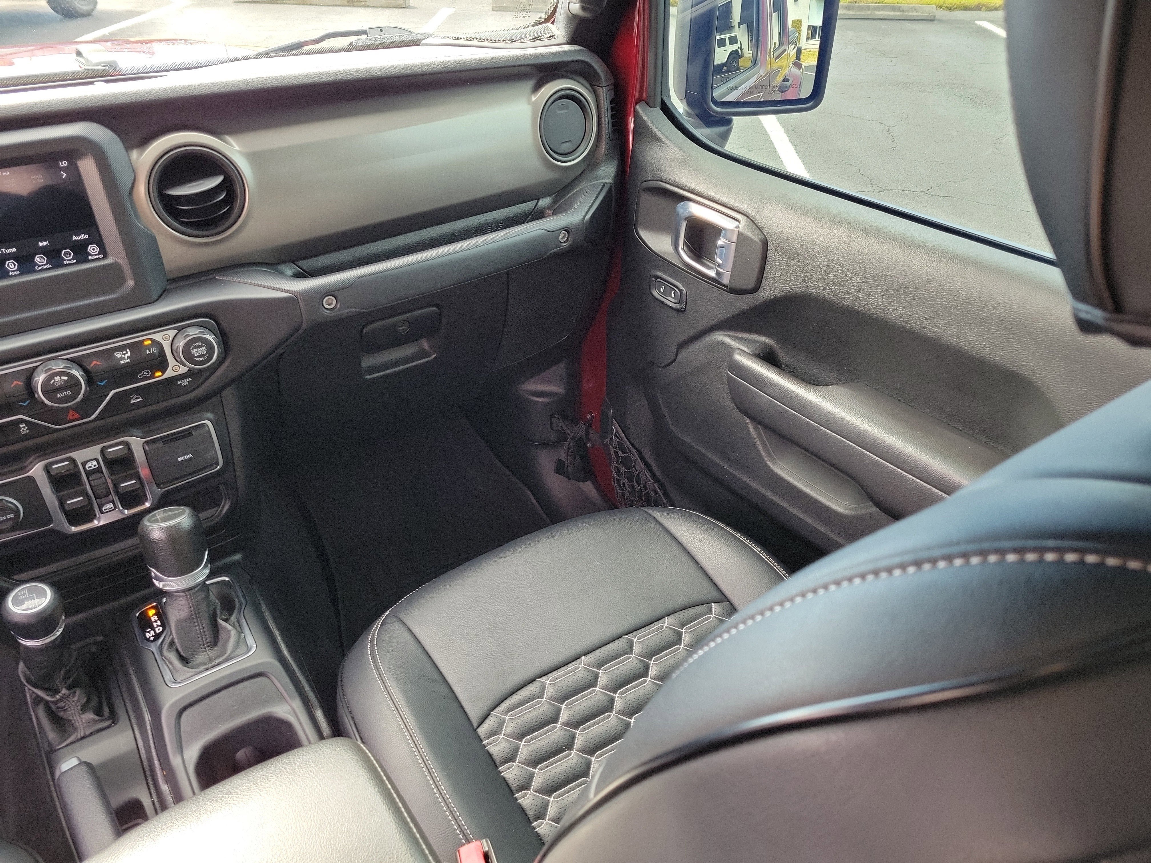 Used 2021 Jeep Gladiator Sport image 20