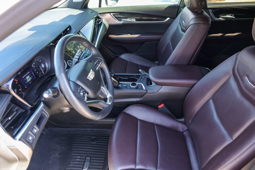 Used 2022 Cadillac XT6 Premium Luxury FWD image 9