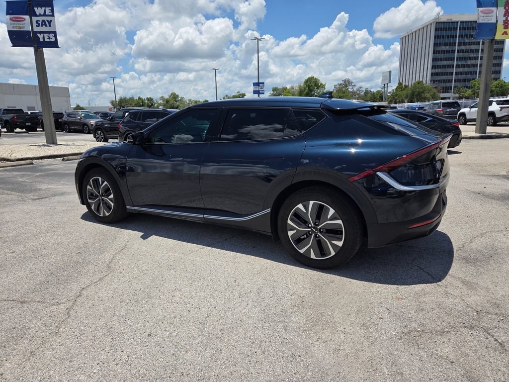 Used 2024 Kia EV6 Light RWD image 8
