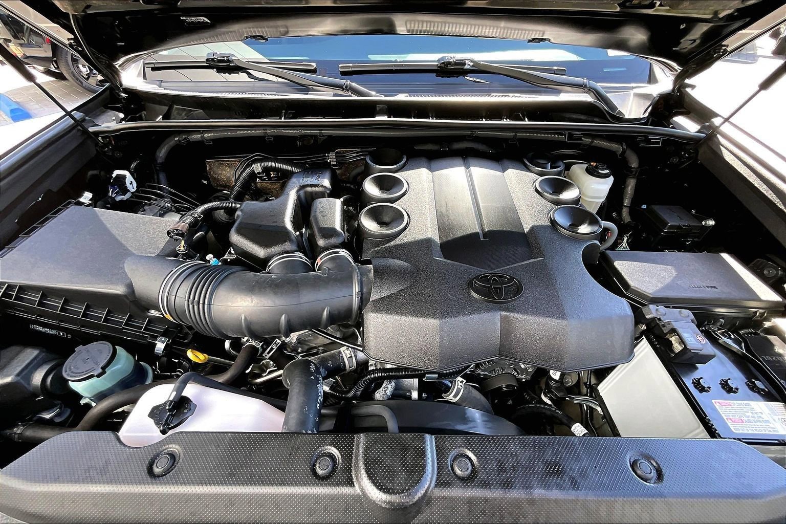 Used 2023 Toyota 4Runner Limited image 10