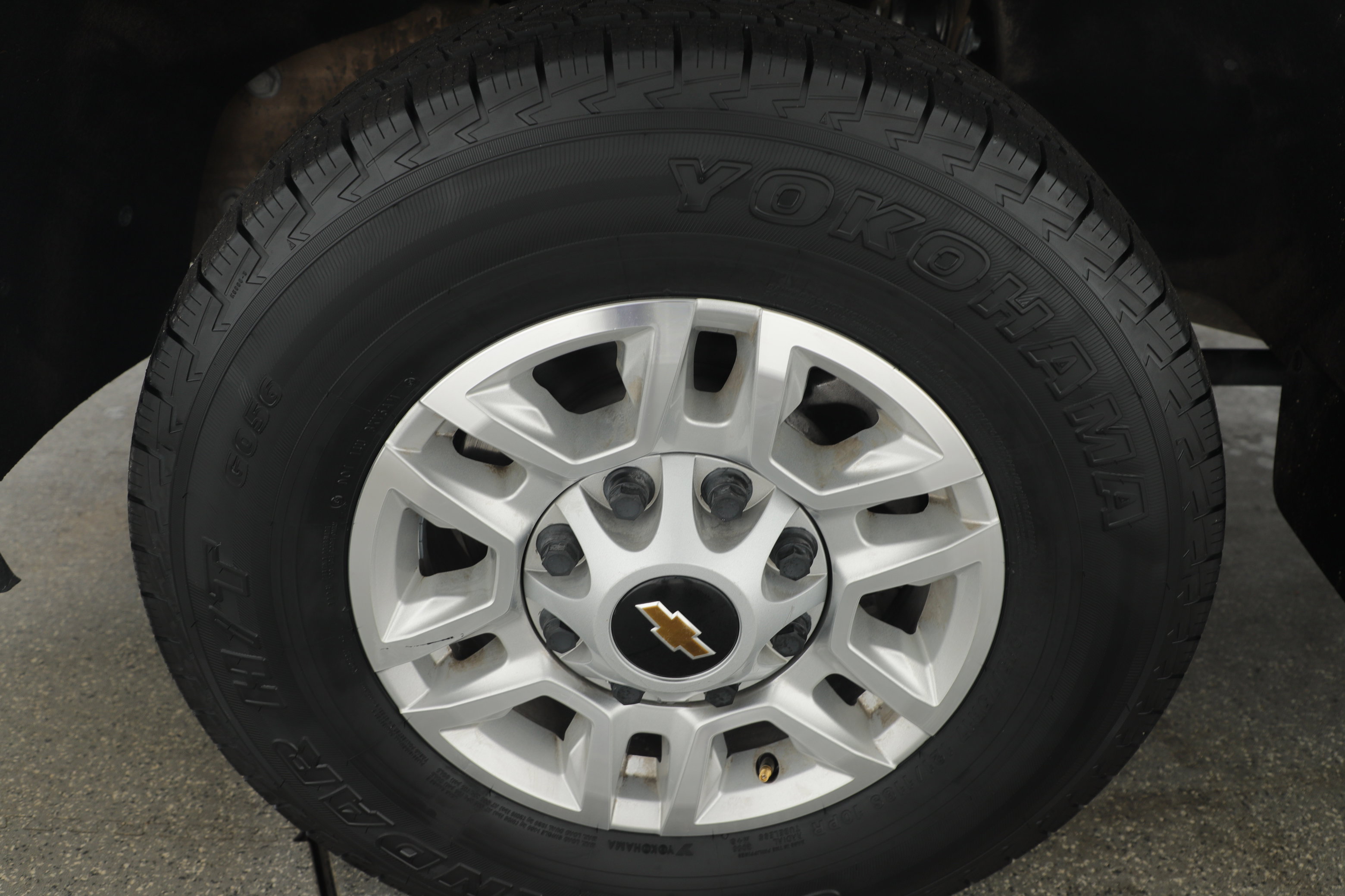 Used 2024 Chevrolet Silverado 2500 LT image 9