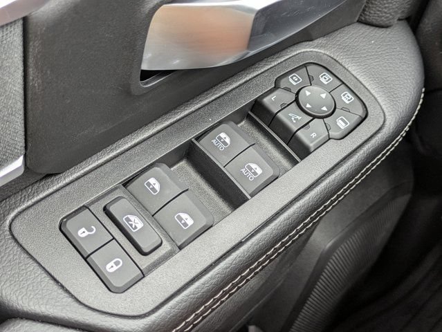 New 2026 RAM 3500 Big Horn AWD/4WD image 23