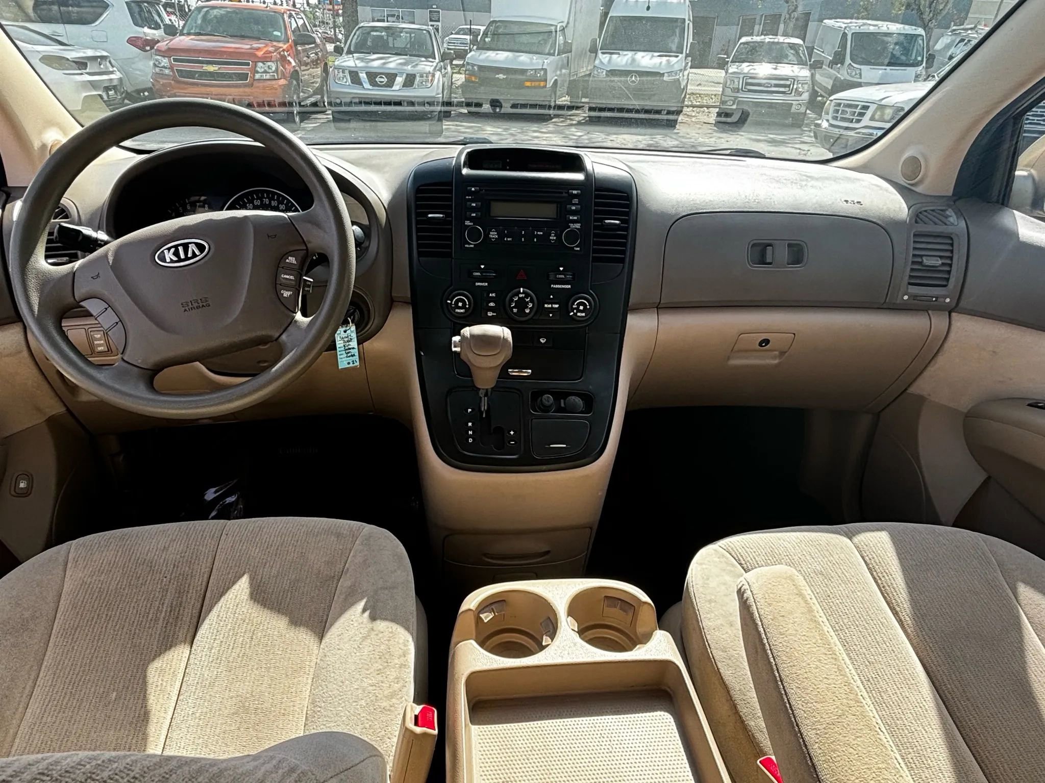 Used 2008 Kia Sedona LX image 10
