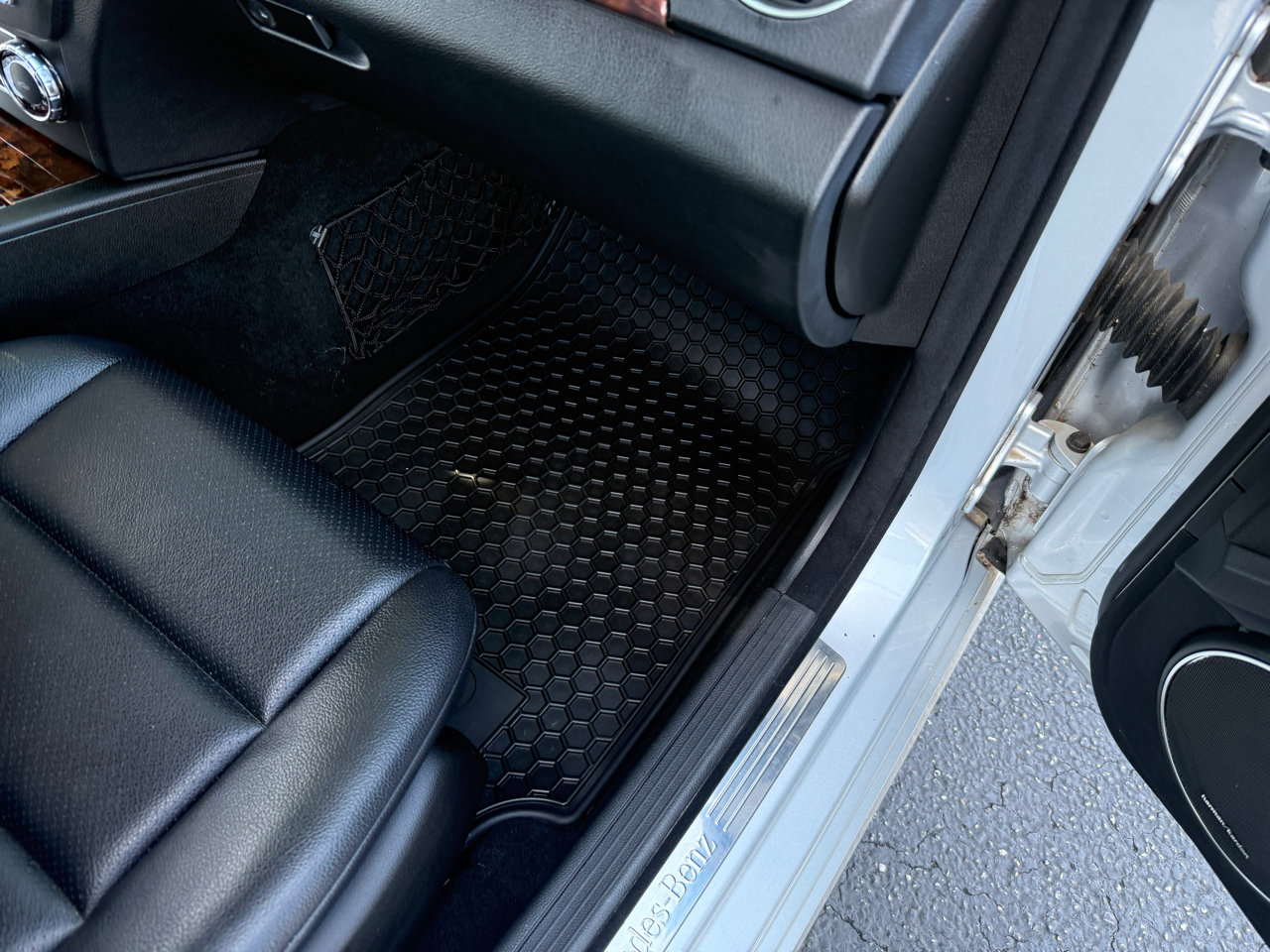 Used 2012 Mercedes-Benz C 300 Luxury image 20