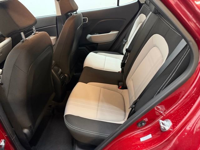 Certified 2024 Hyundai Venue SEL image 34