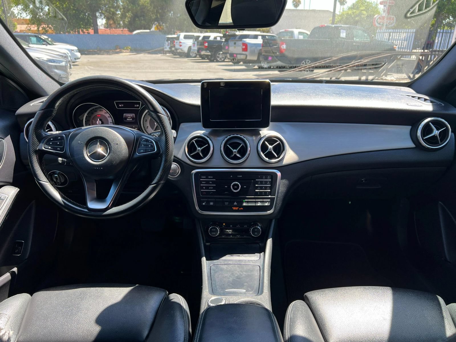 Used 2016 Mercedes-Benz GLA 250 4MATIC image 27