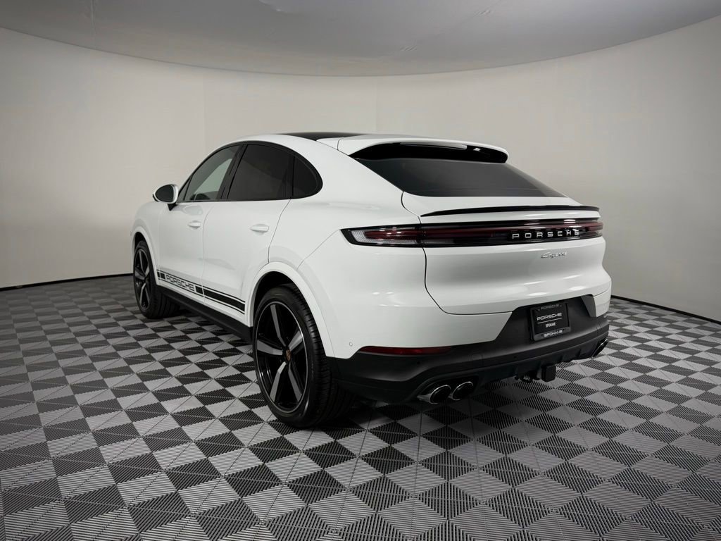 New 2026 Porsche Cayenne Coupe AWD/4WD image 3