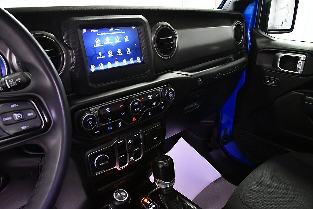 Used 2023 Jeep Wrangler Unlimited image 20