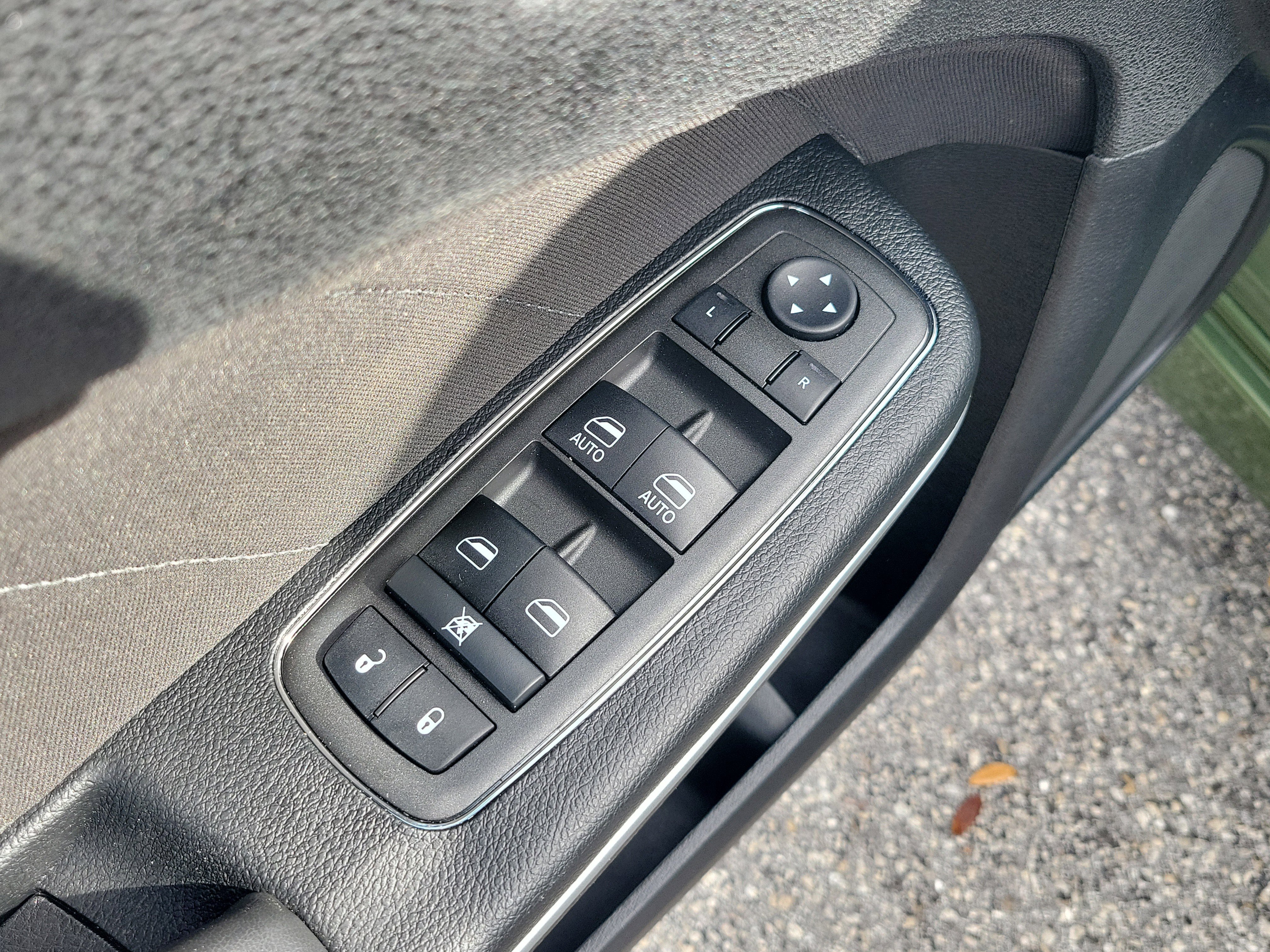 Used 2022 Dodge Charger R/T image 18