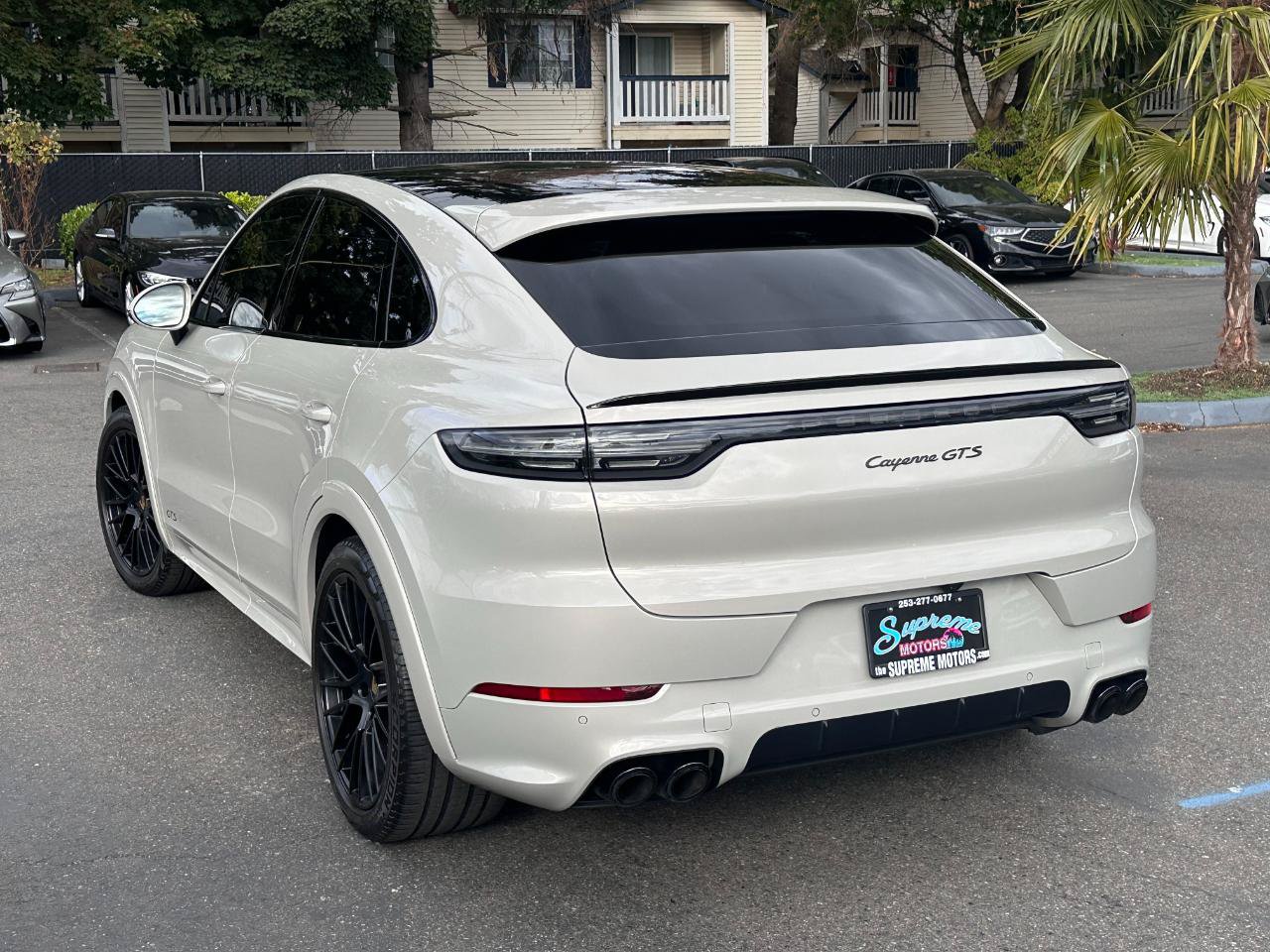 Used 2021 Porsche Cayenne GTS AWD/4WD image 9