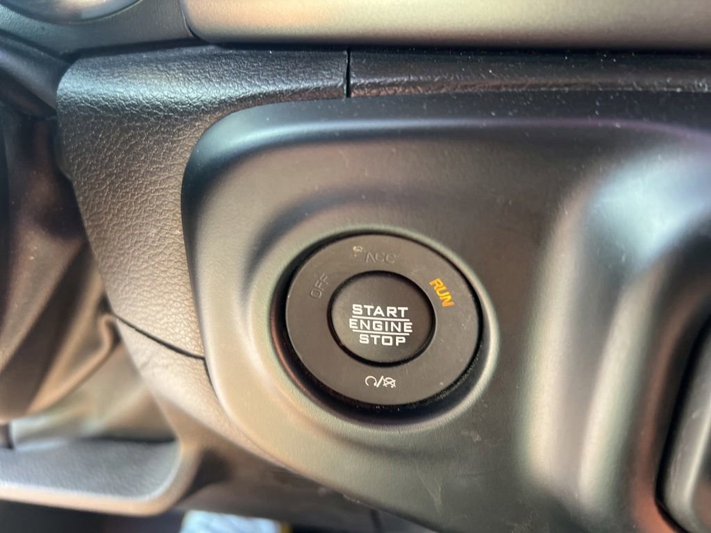 Used 2023 Jeep Gladiator Sport AWD/4WD image 58