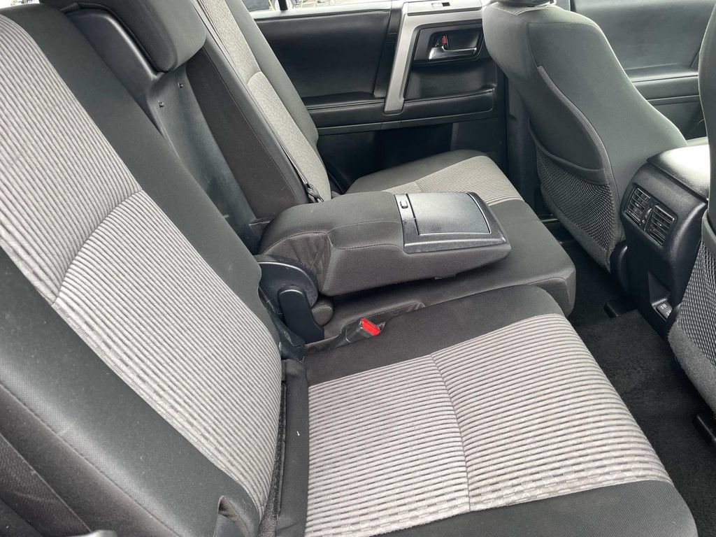 Used 2022 Toyota 4Runner SR5 RWD image 26