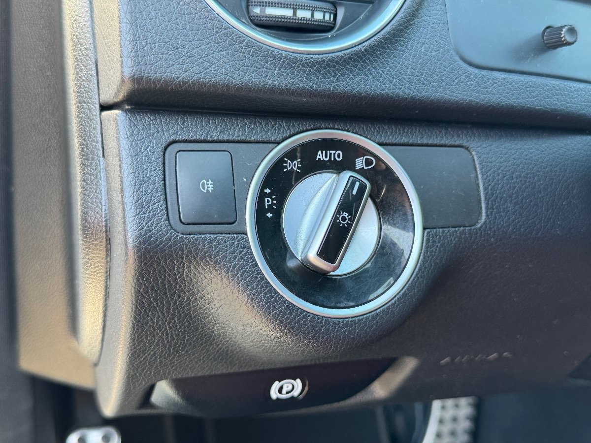Used 2014 Mercedes-Benz C 63 AMG Sedan image 29