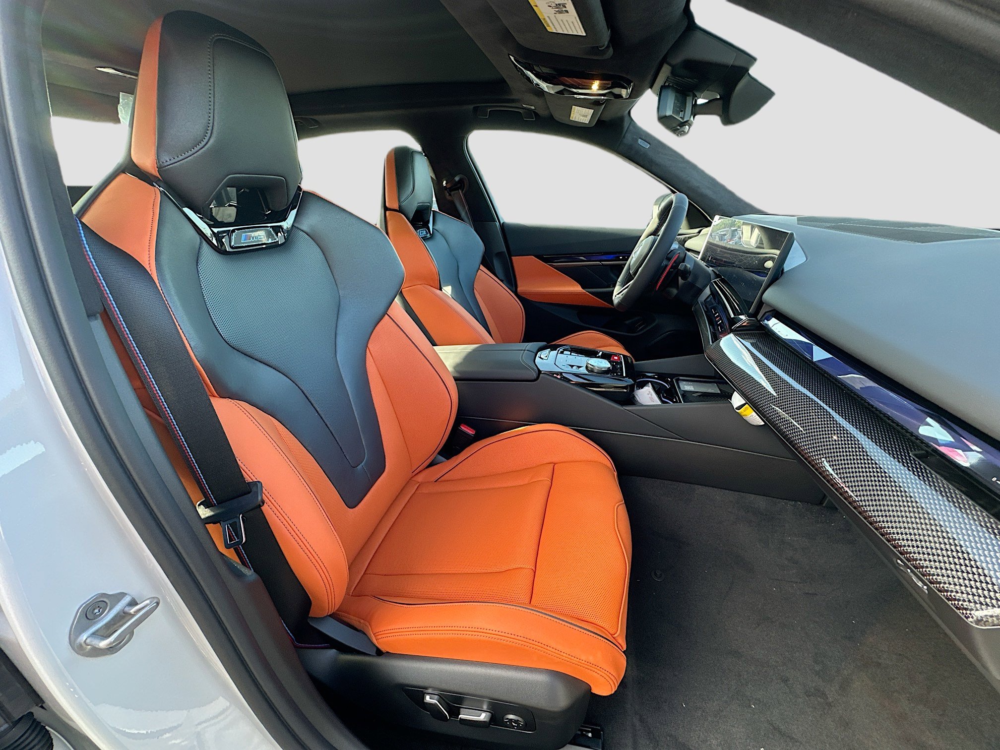 New 2026 BMW M5 w/ Executive Package image 23