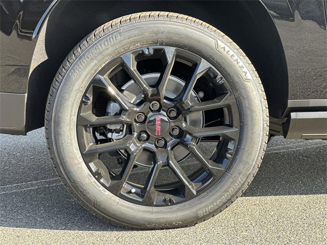 New 2026 GMC Yukon XL Denali w/ Denali Reserve Package image 28