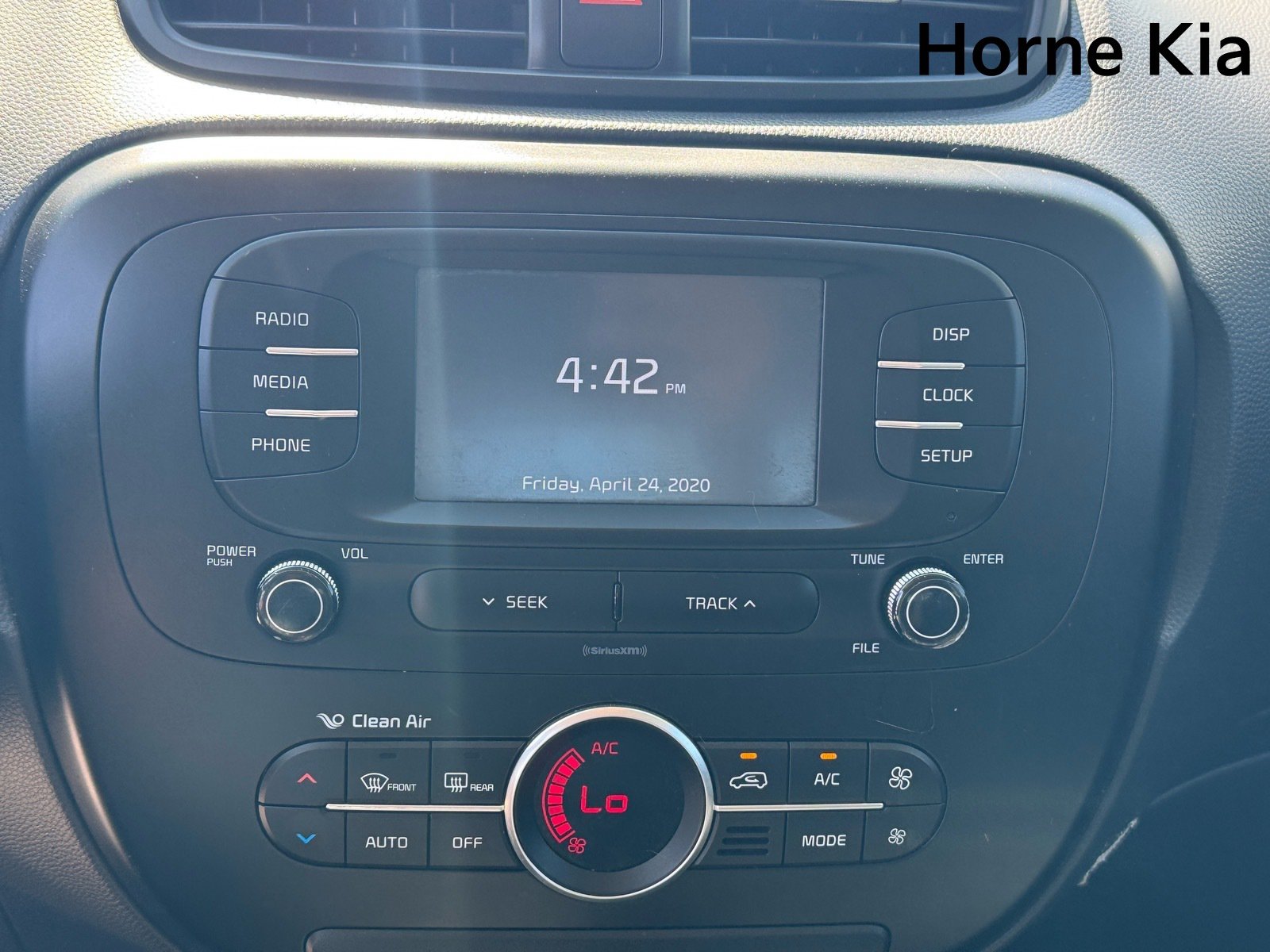 Used 2017 Kia Soul + FWD image 21