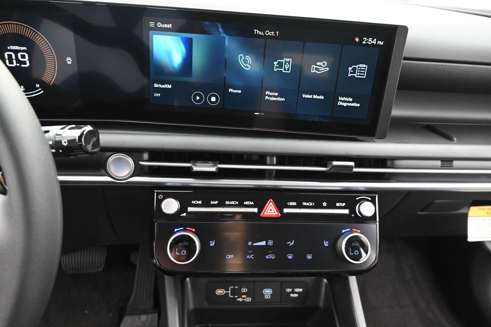 New 2026 Hyundai Tucson SEL Plus w/ Tow & Go Package AWD/4WD image 17