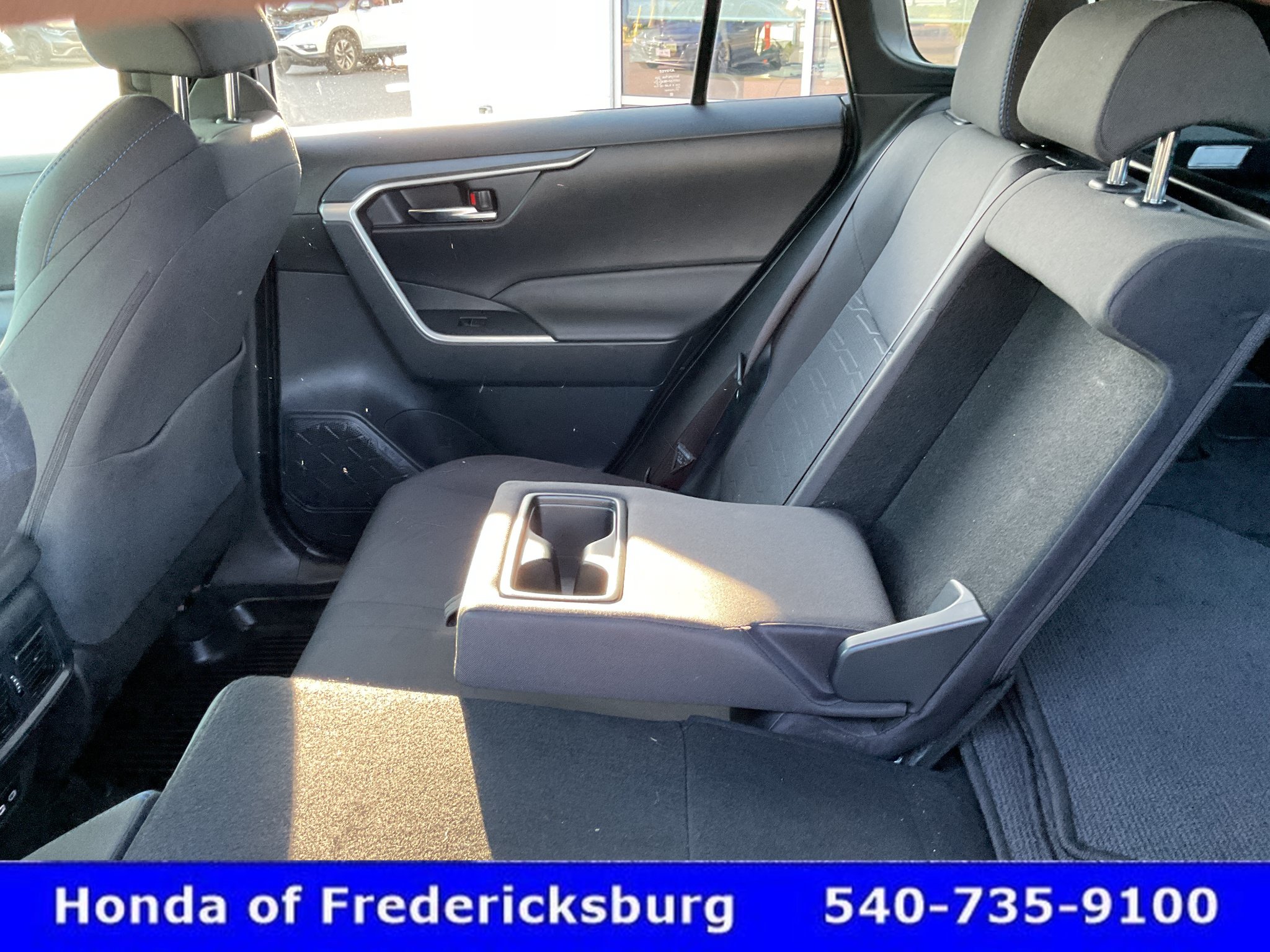 Used 2023 Toyota RAV4 SE w/ Convenience Package AWD/4WD image 25