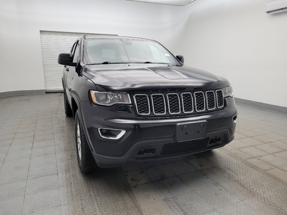 Used 2019 Jeep Grand Cherokee Laredo AWD/4WD image 14