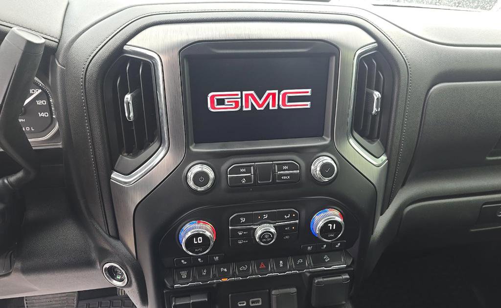 Used 2020 GMC Sierra 2500 Denali w/ Denali Ultimate Package AWD/4WD image 10