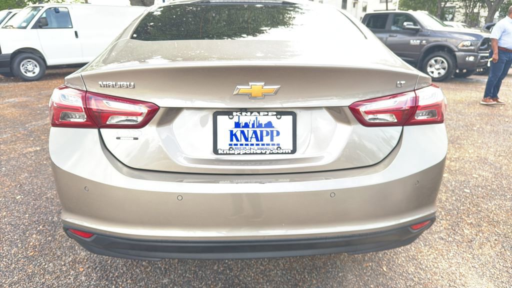 Used 2022 Chevrolet Malibu LT image 9