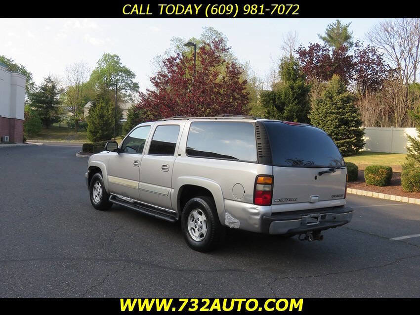 Used 2004 Chevrolet Suburban LT w/ Preferred Equipment Group AWD/4WD image 10